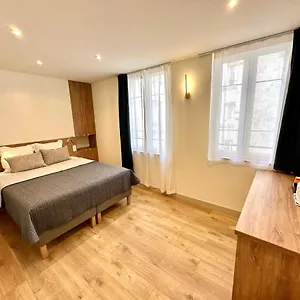 Zora Hotel Paryż