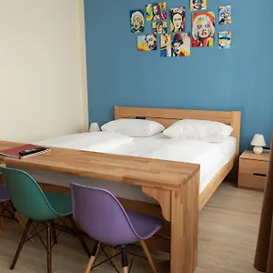 pension-a-und-a.vienna-besthotels.com/